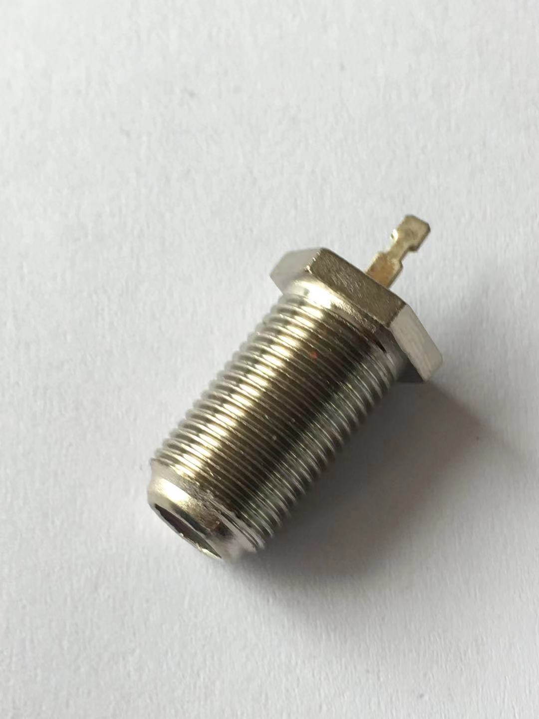 F FEMALE BULKHEAD FLAT