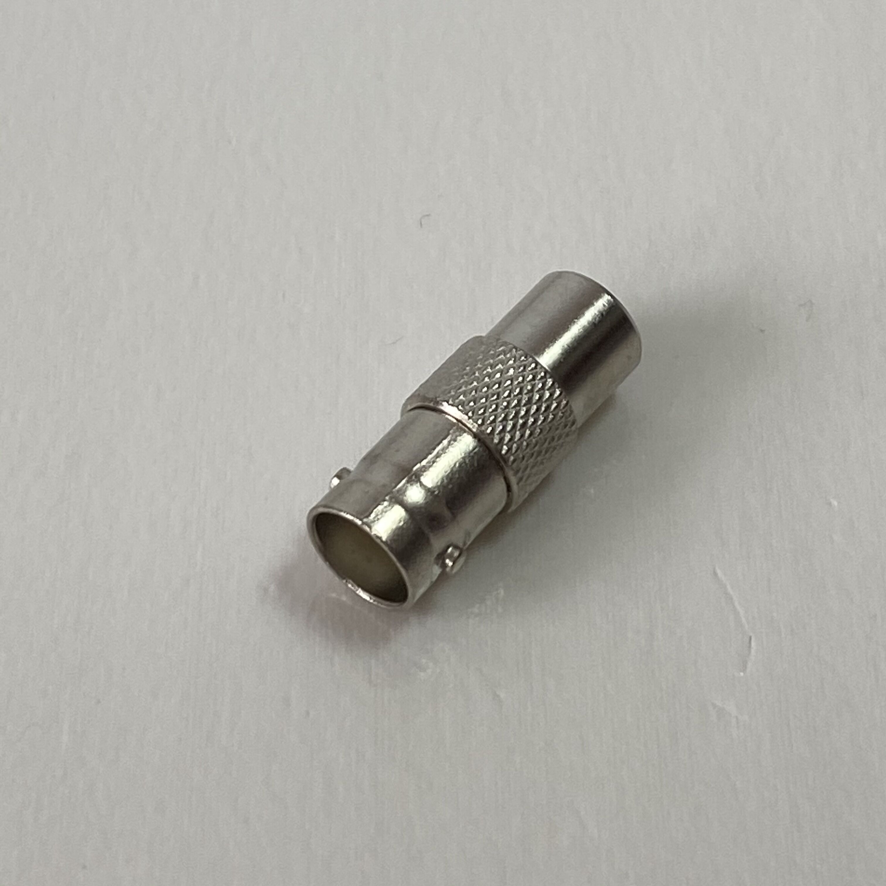 BNC FEMALE TO 9.5MM TV PLUG